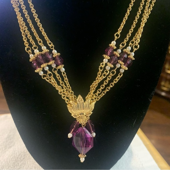 Avon Violet Passion multi strand  Goldtone/Purple Necklace NIB - Picture 7 of 7